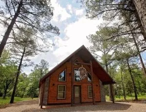 2028 broken bow cabin exterior
