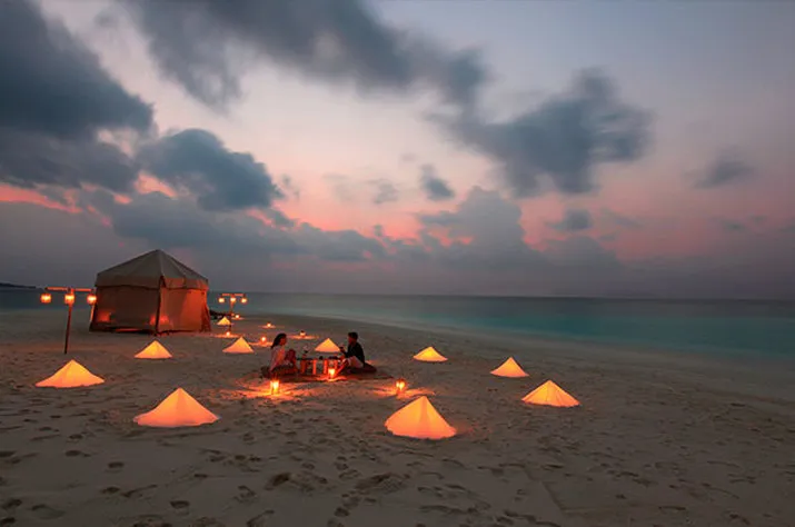 2245 maldives honeymoon beach