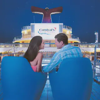 /img/2315-couple-excursion-cruise.webp